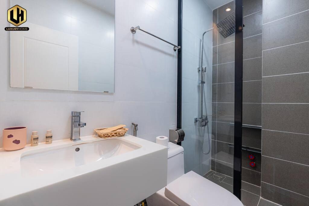 Luxury Home Sai Gon 2 Ho Chi Minh-stad Buitenkant foto